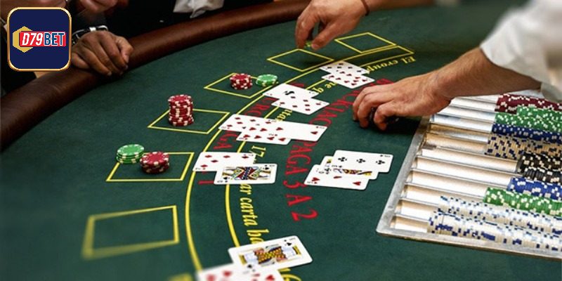 Bí kíp xuống tiền game Poker chuẩn chỉnh nhất